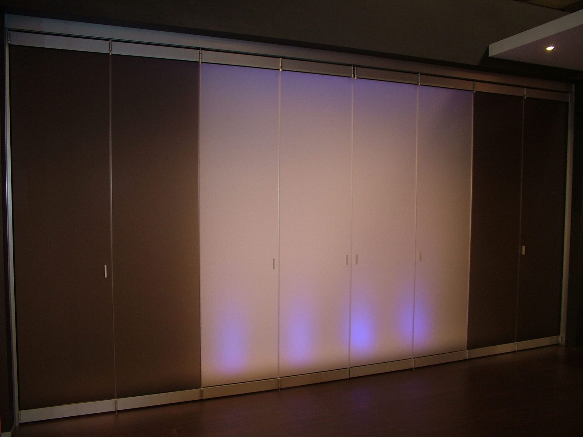 Cabina Armadio GM Wardrobe - Illuminazione interna a LED Cabina Armadio GM Wardrobe - Illuminazione interna a LED